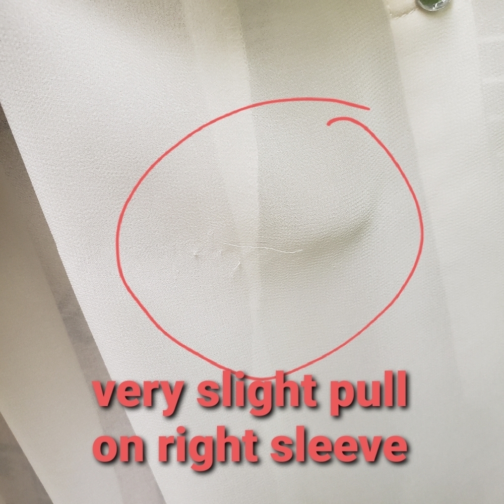 Romeo & Juliet Couture White Button Down Blouse - Picture 9 of 11